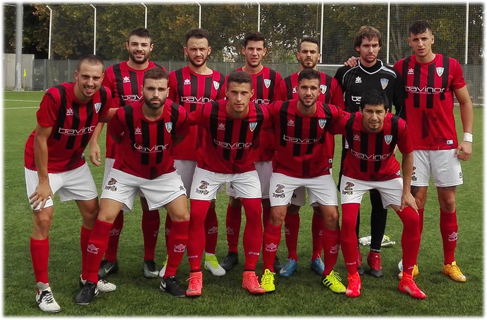 El SENIOR no consigue remontar una primera parte muy floja Escuela de